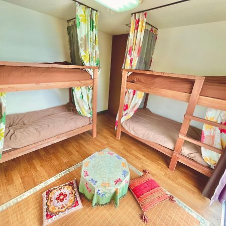Guest House Waraemon Nago Extérieur photo